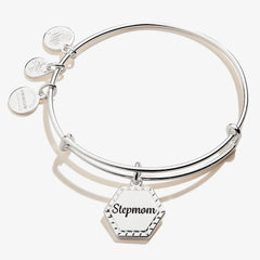 Stepmom 'You're In My Heart Forever' Charm Bangle Shiny Antique Gold | Alex and Ani