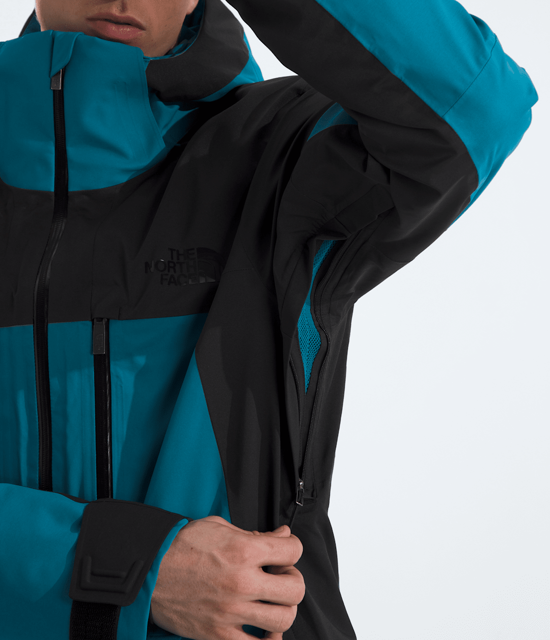 The North Face Men’s Chakal Jacket