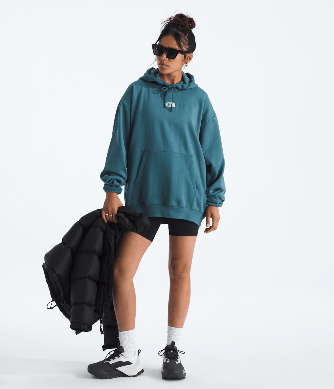 The North Face Women’s Essential Oversize Hoodie
