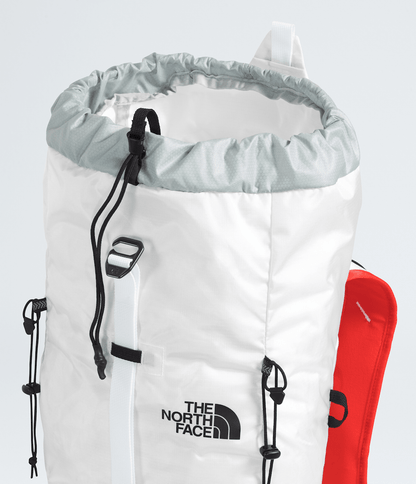 The North Face Summit Series Verto 18 Backpack
