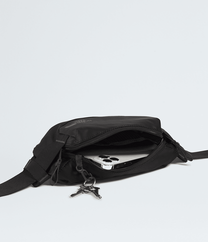 The North Face Base Camp Voyager Lumbar