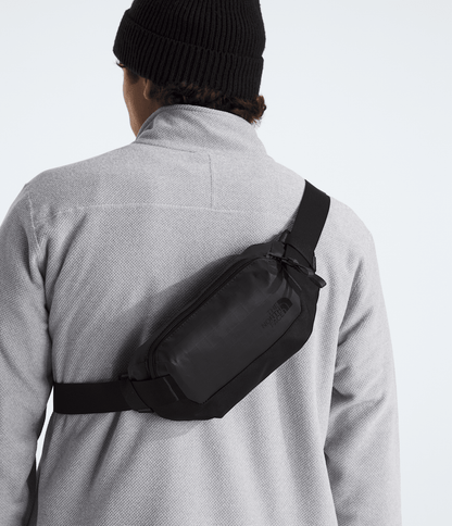 The North Face Base Camp Voyager Lumbar