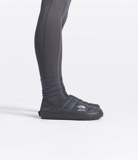 The North Face The North Face X SKIMS Thermoball Traction Mule V