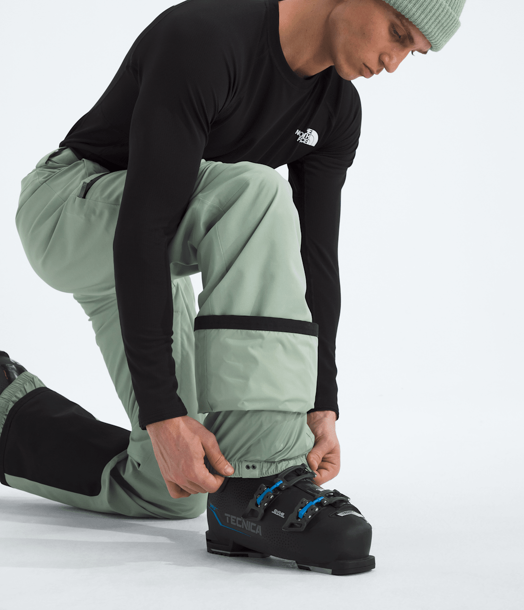 The North Face Men’s Chakal Pants
