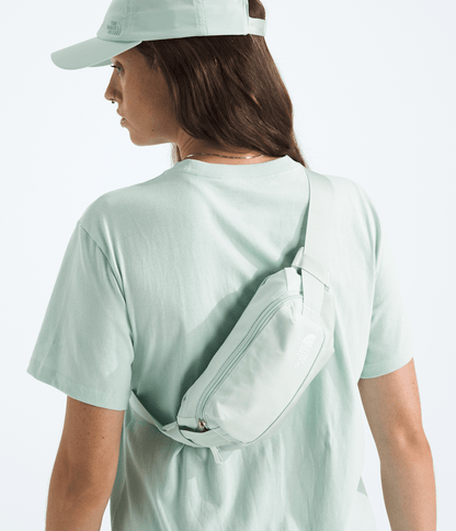 The North Face Base Camp Voyager Lumbar