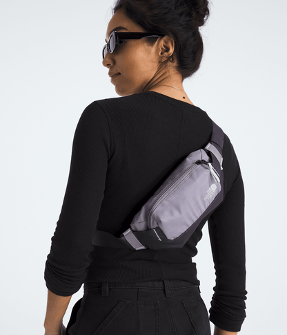 The North Face Base Camp Voyager Lumbar