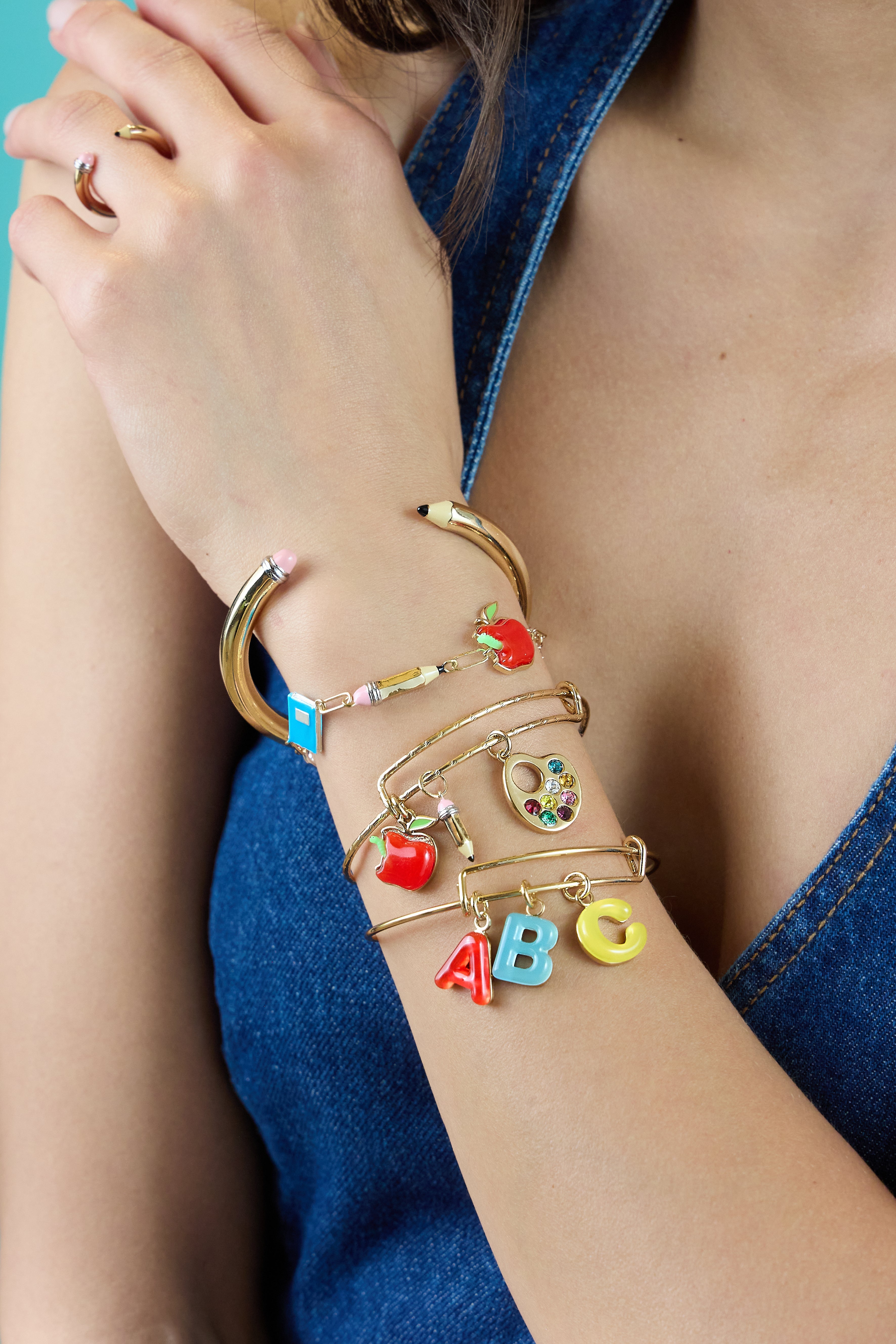 Teacher’s Pet Multi Charm Textured Bangle Gold | Alex and Ani
