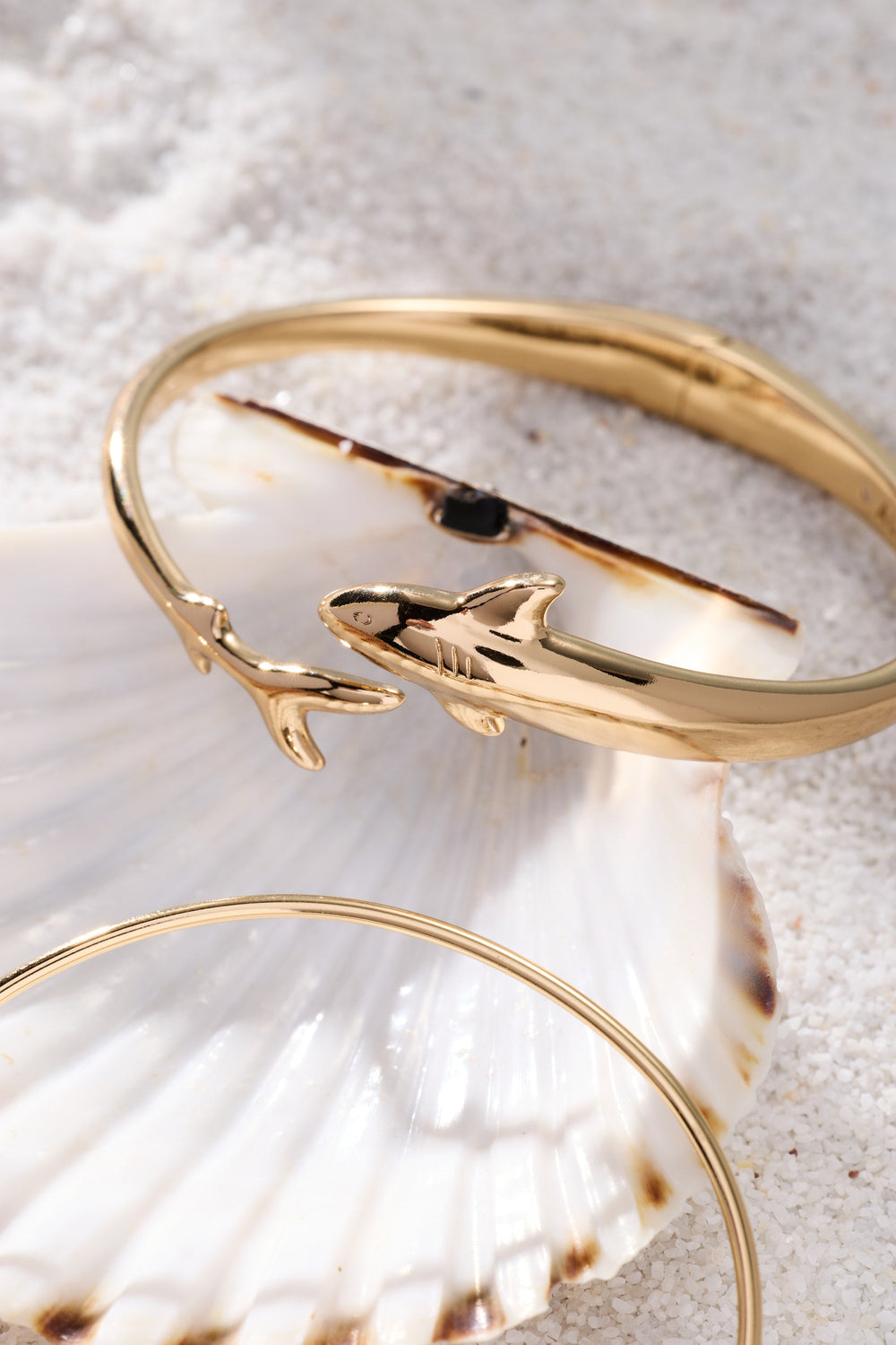 Shark Bypass Cuff Silver | Alex and Ani
