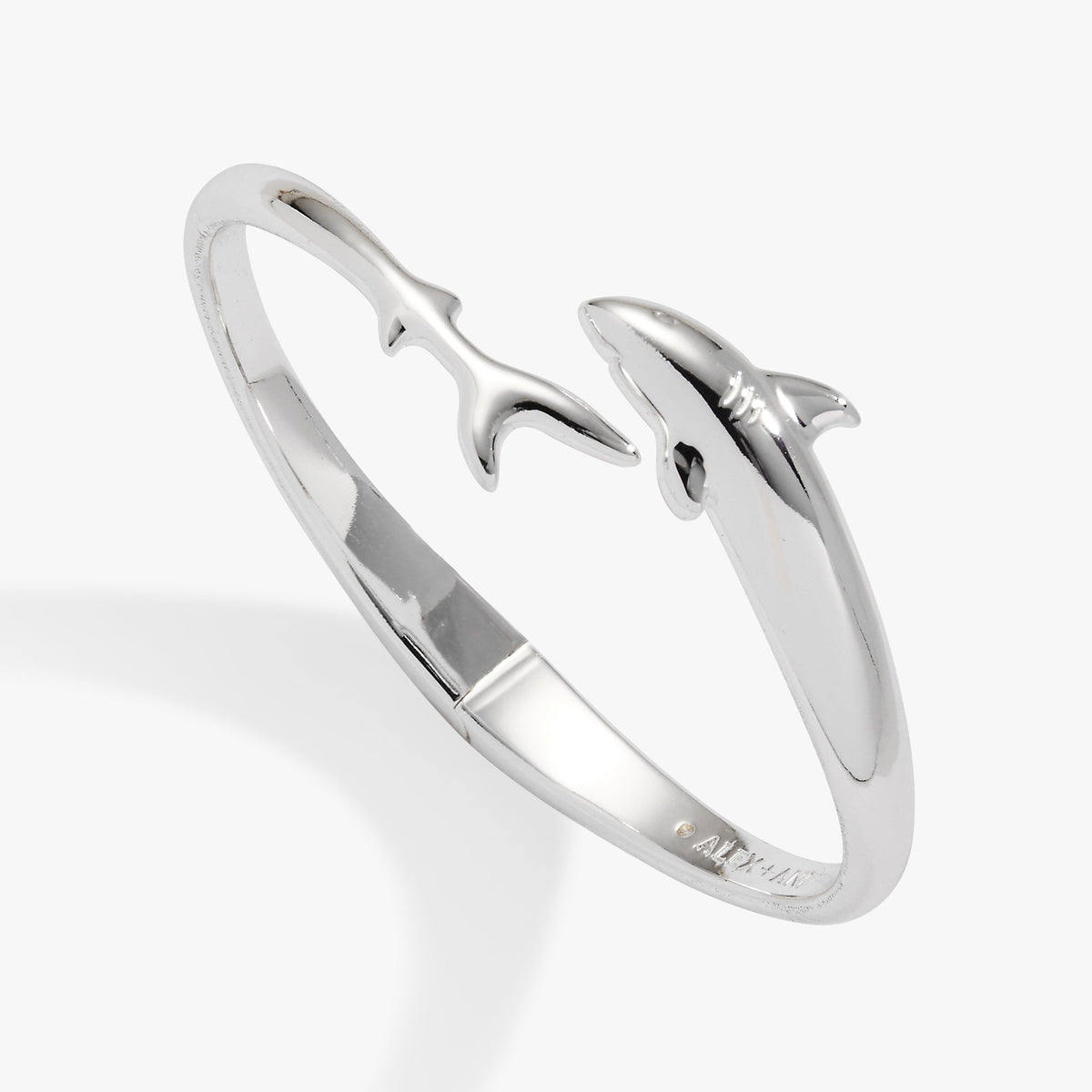 Shark Bypass Cuff Silver | Alex and Ani