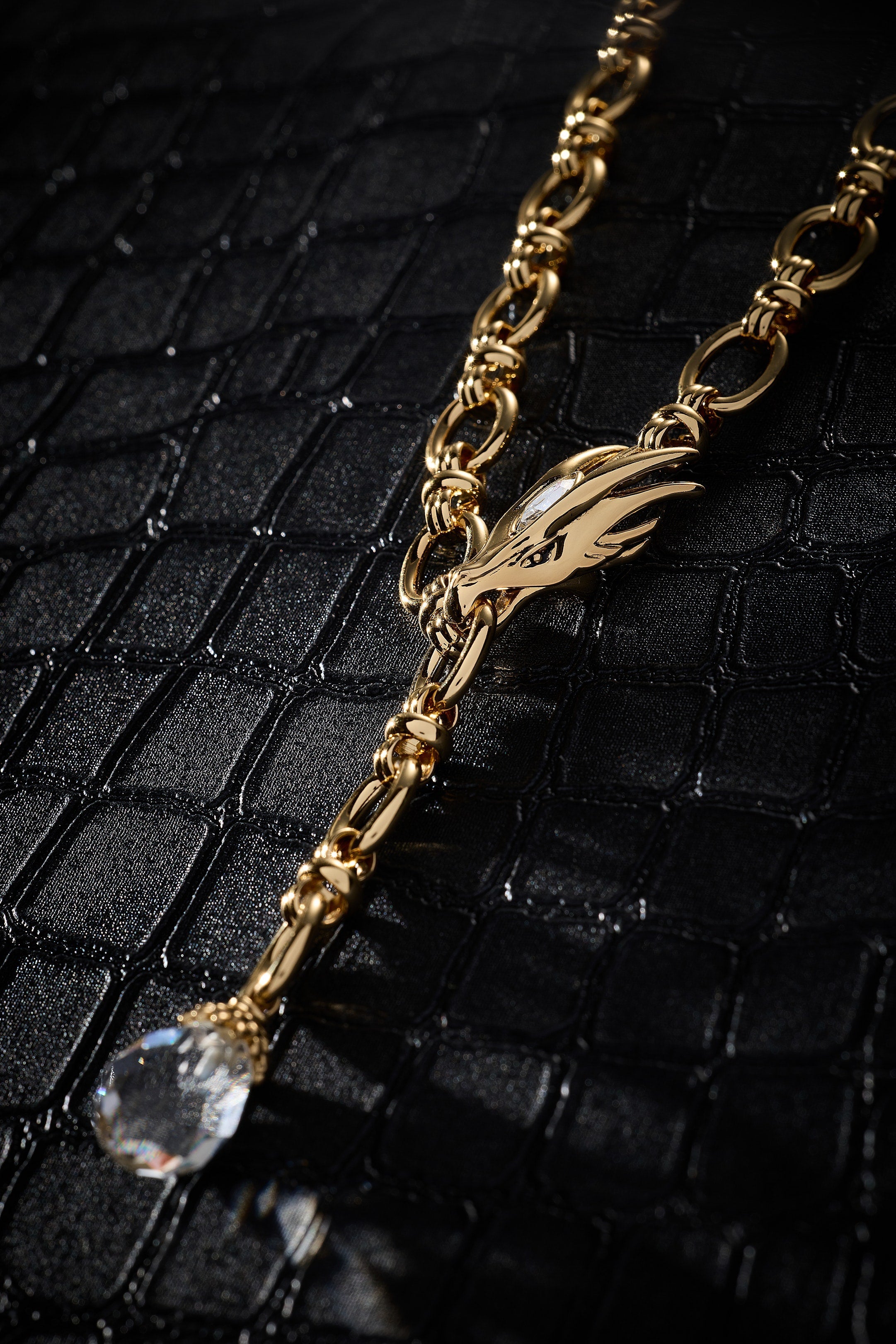 HOUSE OF THE DRAGON™ Syrax Y Necklace Gold | Alex and Ani