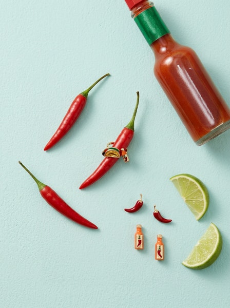 Taco Hot Sauce & Pepper Stud Set Gold | Alex and Ani