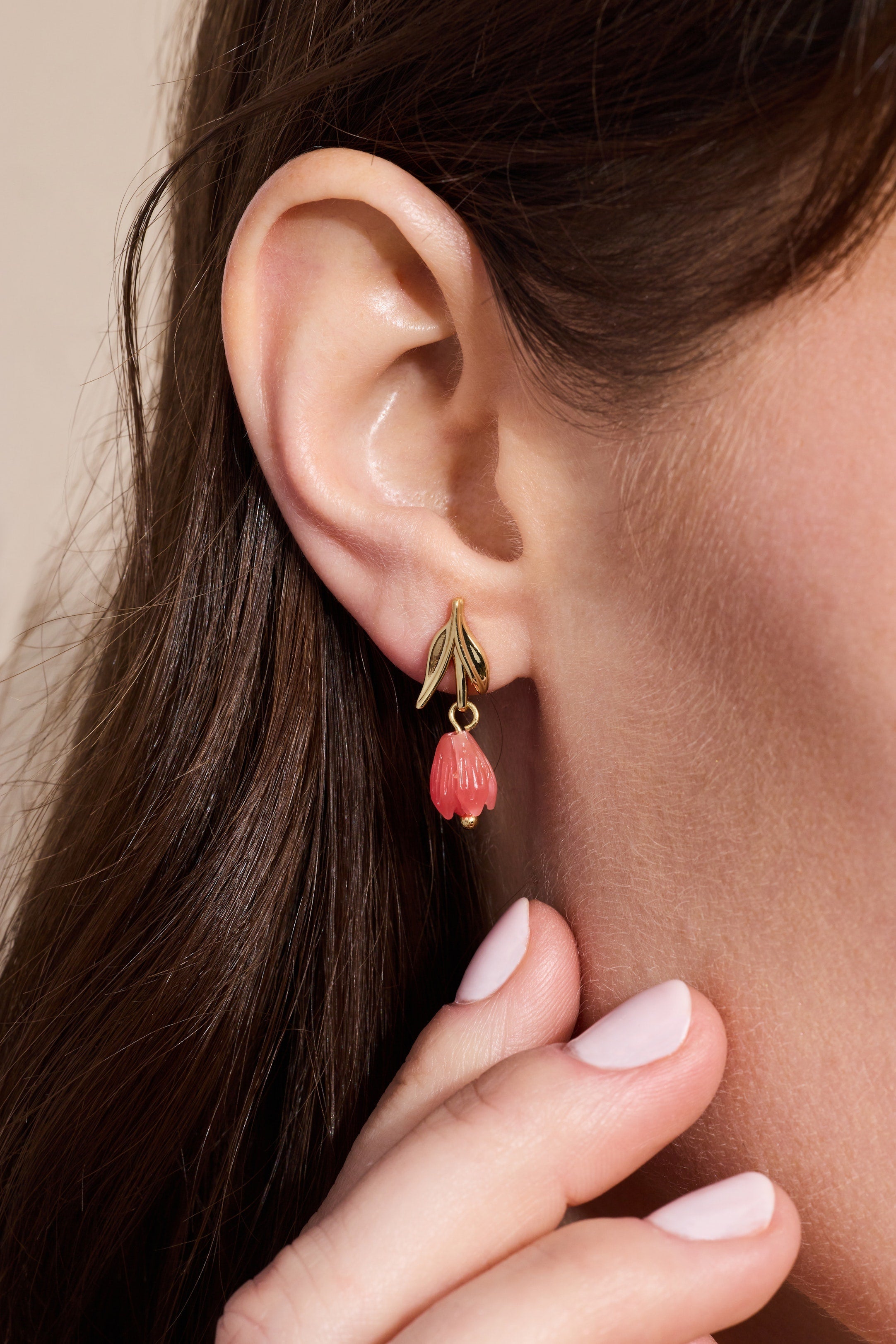 Tulip Cherry Quartz Earrings Gold | Alex and Ani