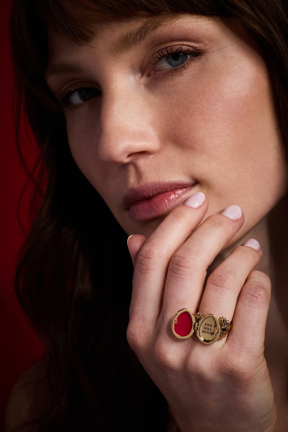 HOUSE OF THE DRAGON™ 'Fire Will Reign' Dragon Egg Locket Ring Gold | Alex and Ani