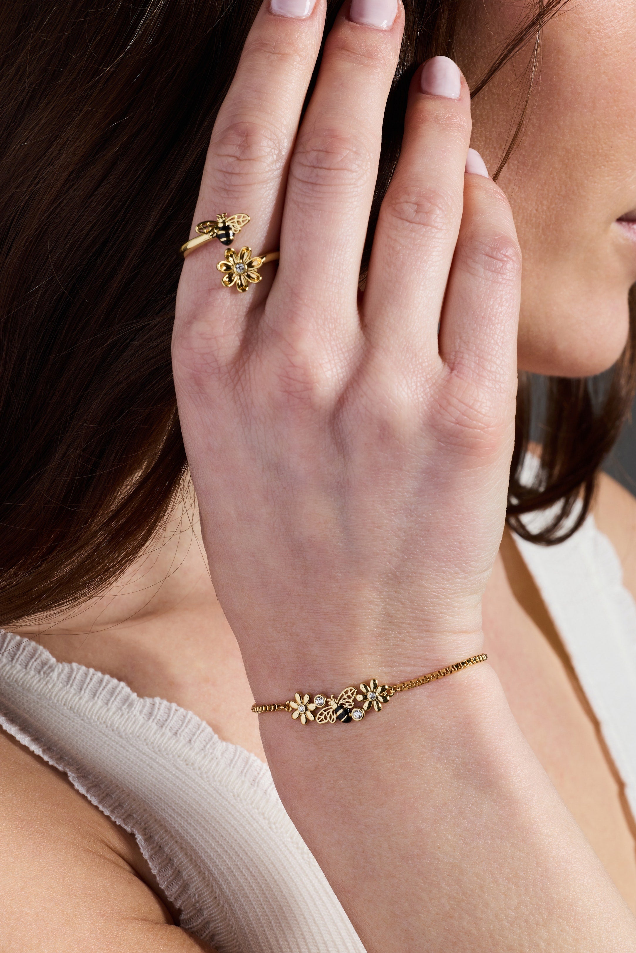 Bee & Daisy Wrap Ring Gold | Alex and Ani