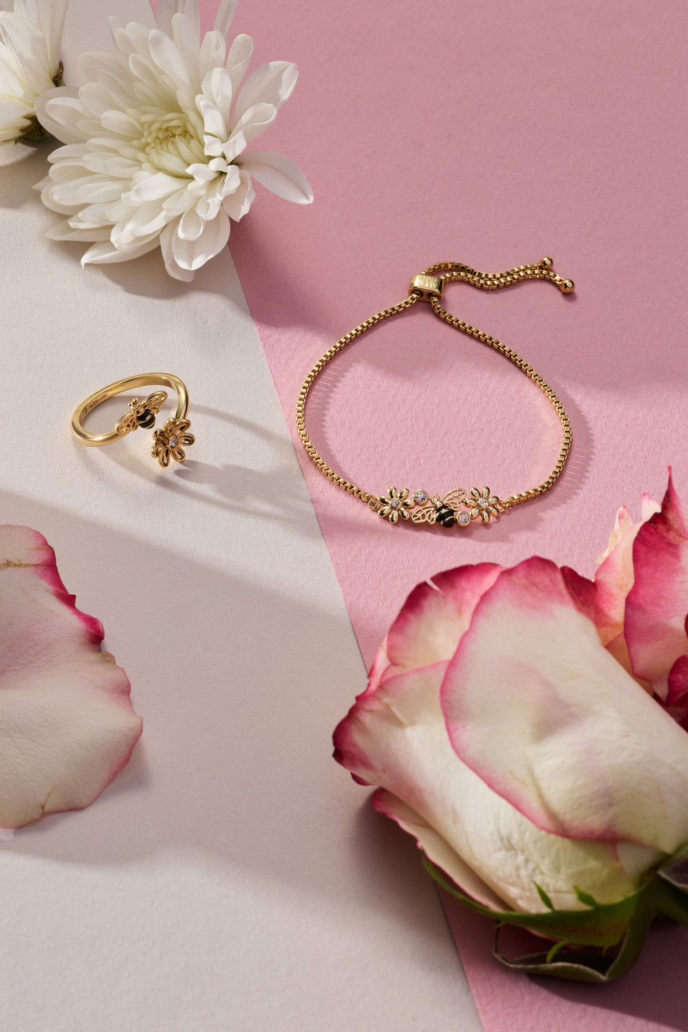 Bee & Daisy Wrap Ring Gold | Alex and Ani