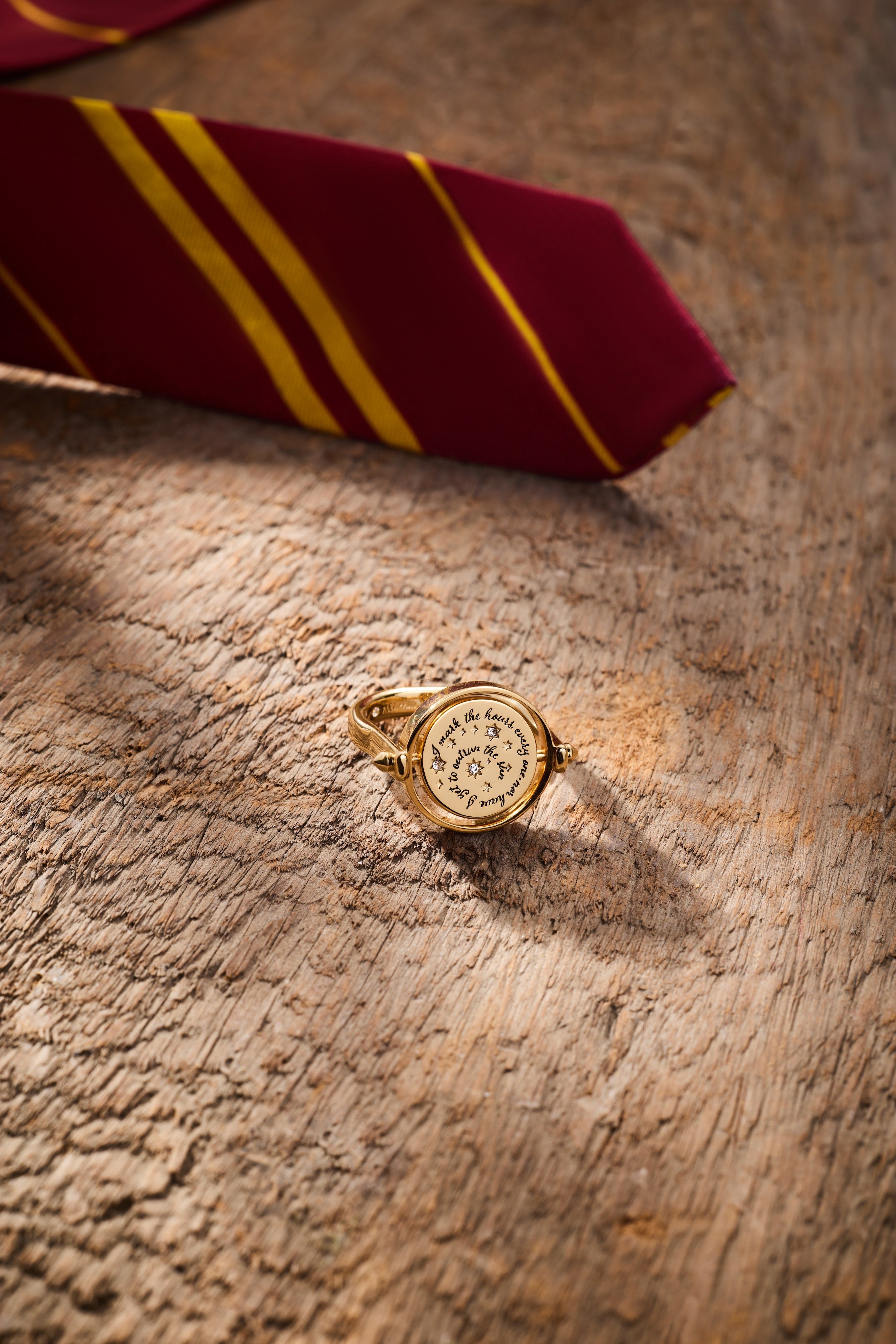 Harry Potter™ Time Turner Flip Ring Gold | Alex and Ani