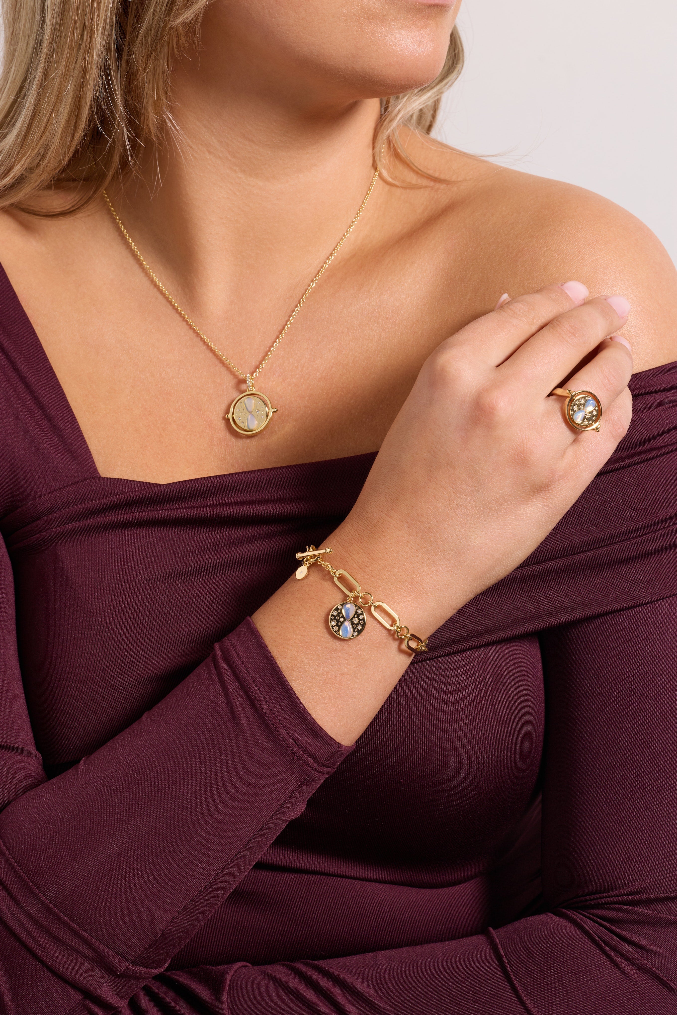 Harry Potter™ Time Turner Flip Ring Gold | Alex and Ani