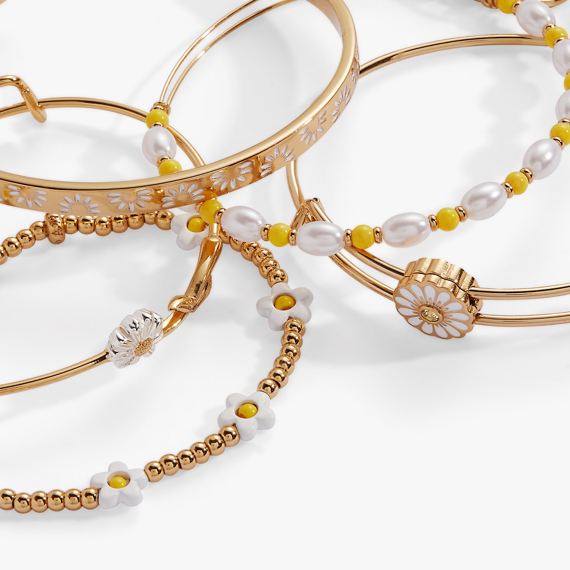 Daisy Bangle set of 5 Gold | Alex and Ani