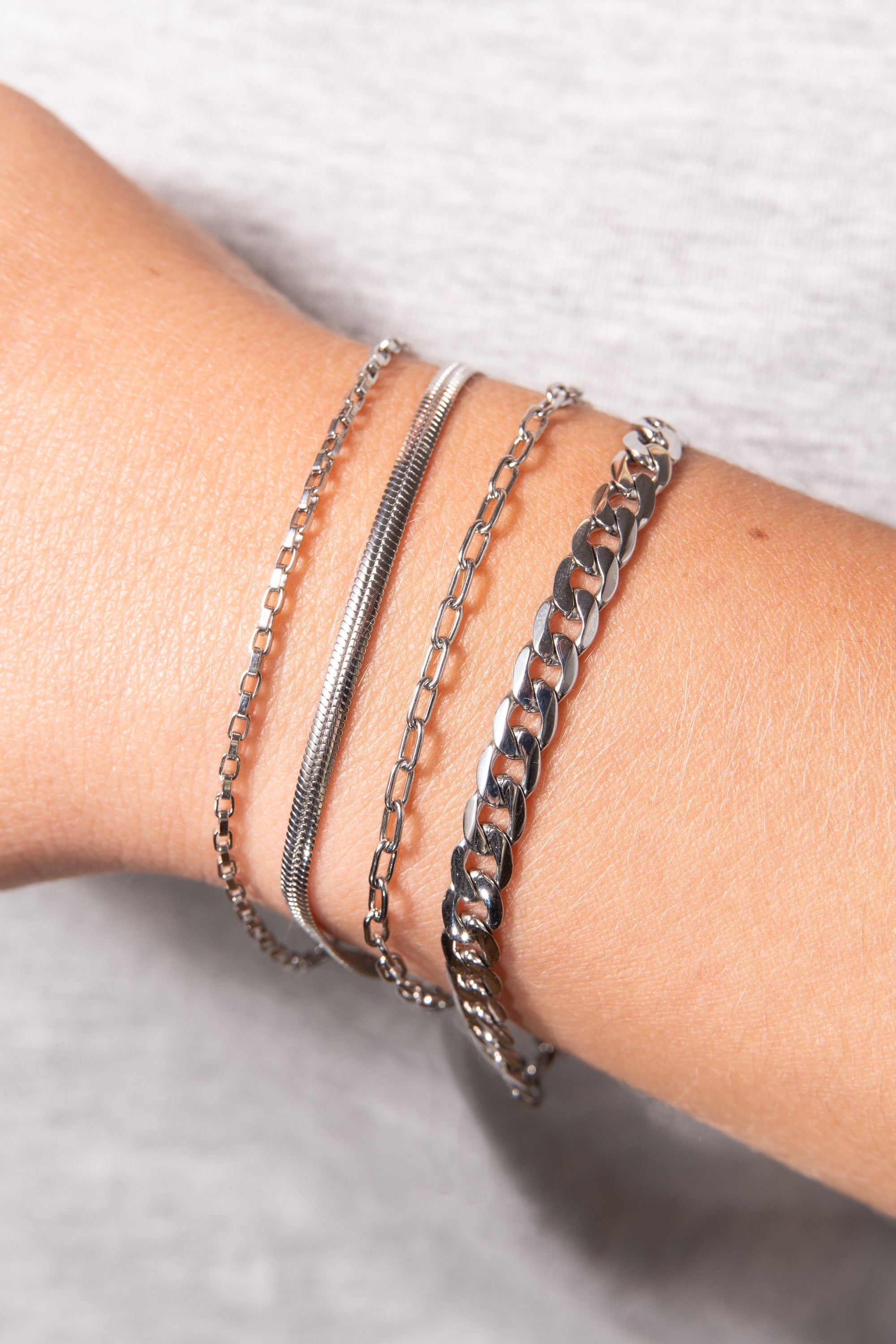 Everyday Paperclip Chain Bracelet Stainless Steel Gold | Alex and Ani