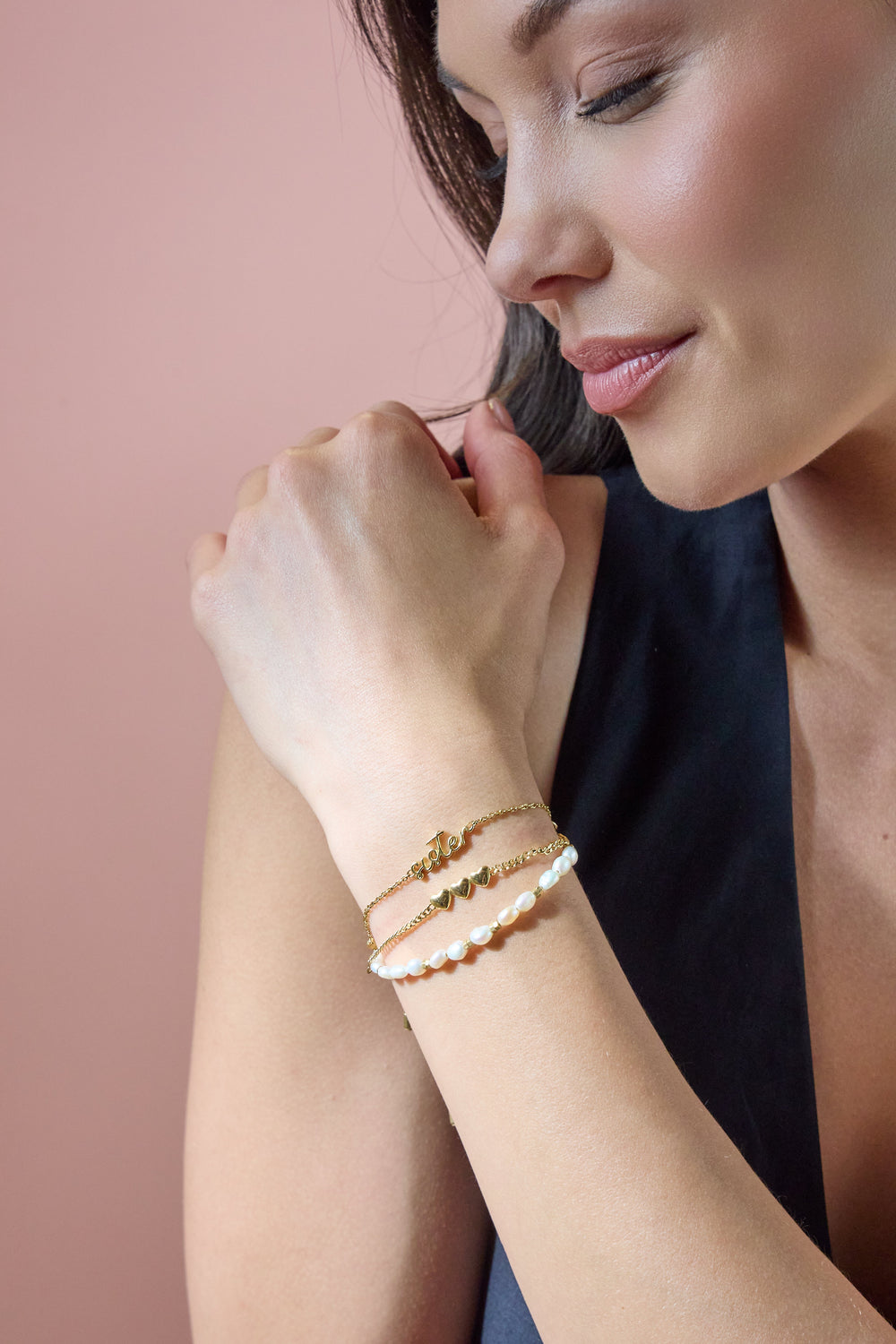 “Home is where the heart is” Sister Stranded Bracelet Stainless Steel Gold | Alex and Ani