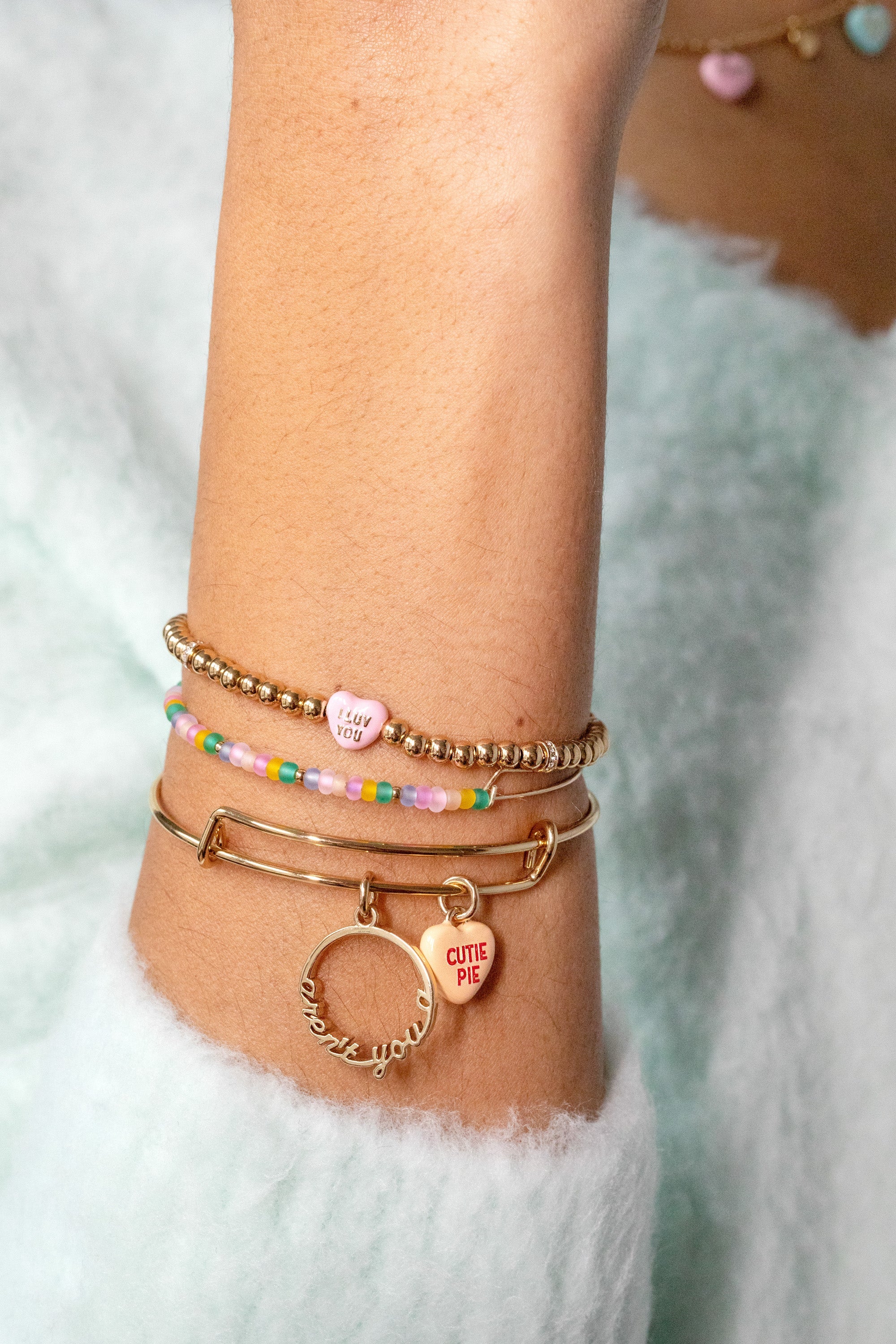 Sweet Hearts EWB-beaded 2 set cutie pie Gold | Alex and Ani