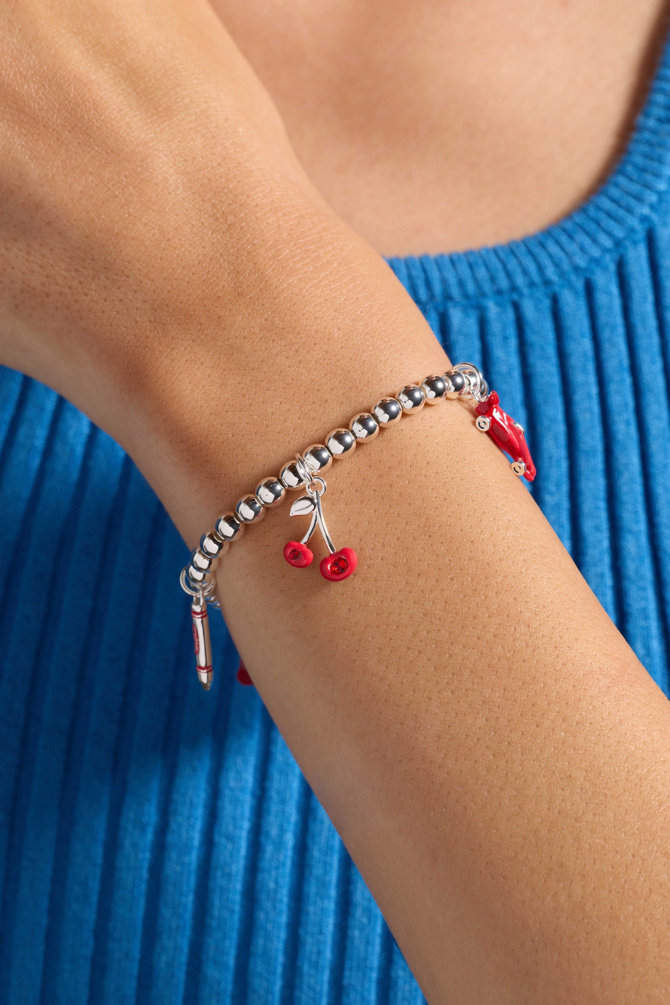 Crayola Scarlet Charm Stretch Bracelet Silver | Alex and Ani