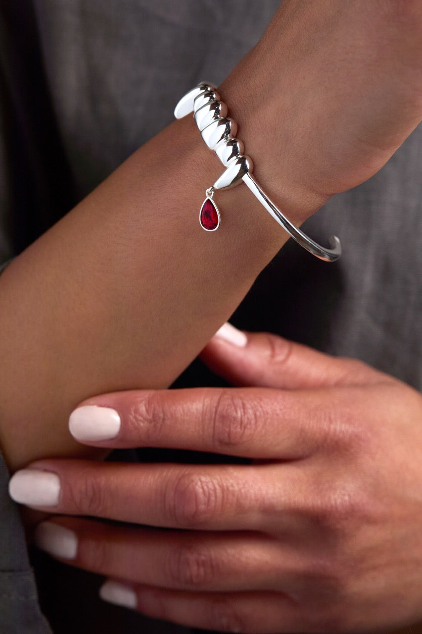 Vampire Teeth Cuff Gold | Alex and Ani