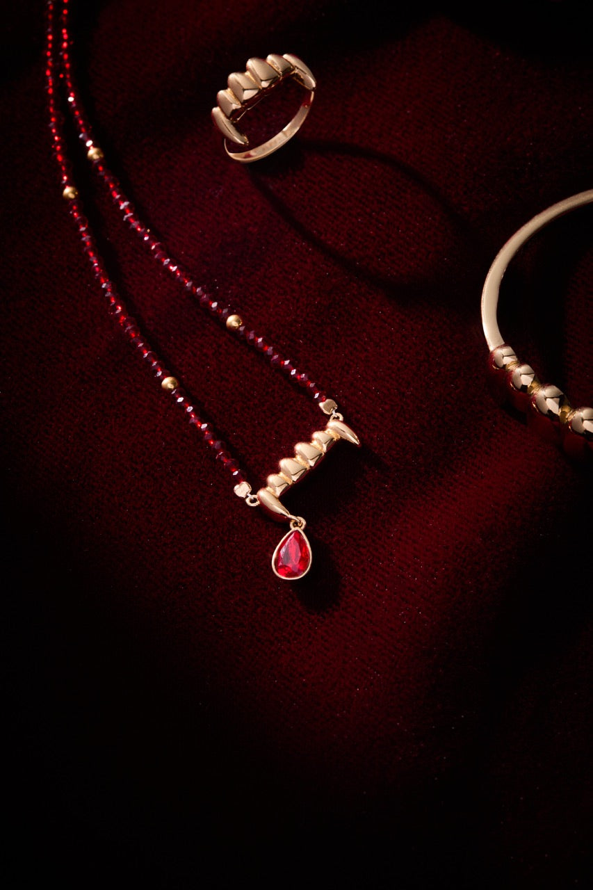 Vampire Teeth Pendant Gold | Alex and Ani