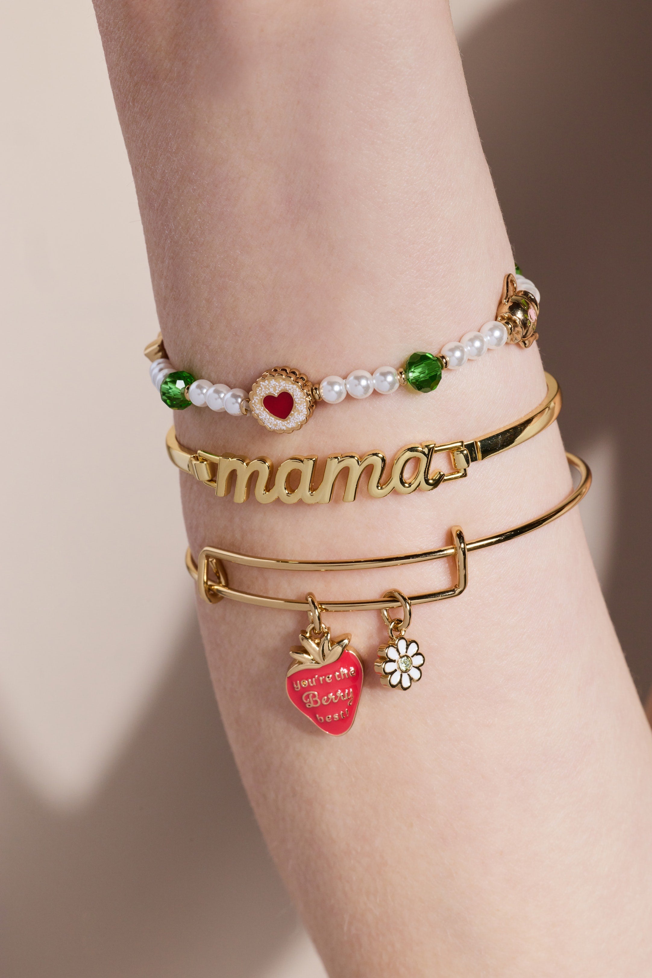 Tea Party Beaded Stretch Bracelet Gold | Alex and Ani