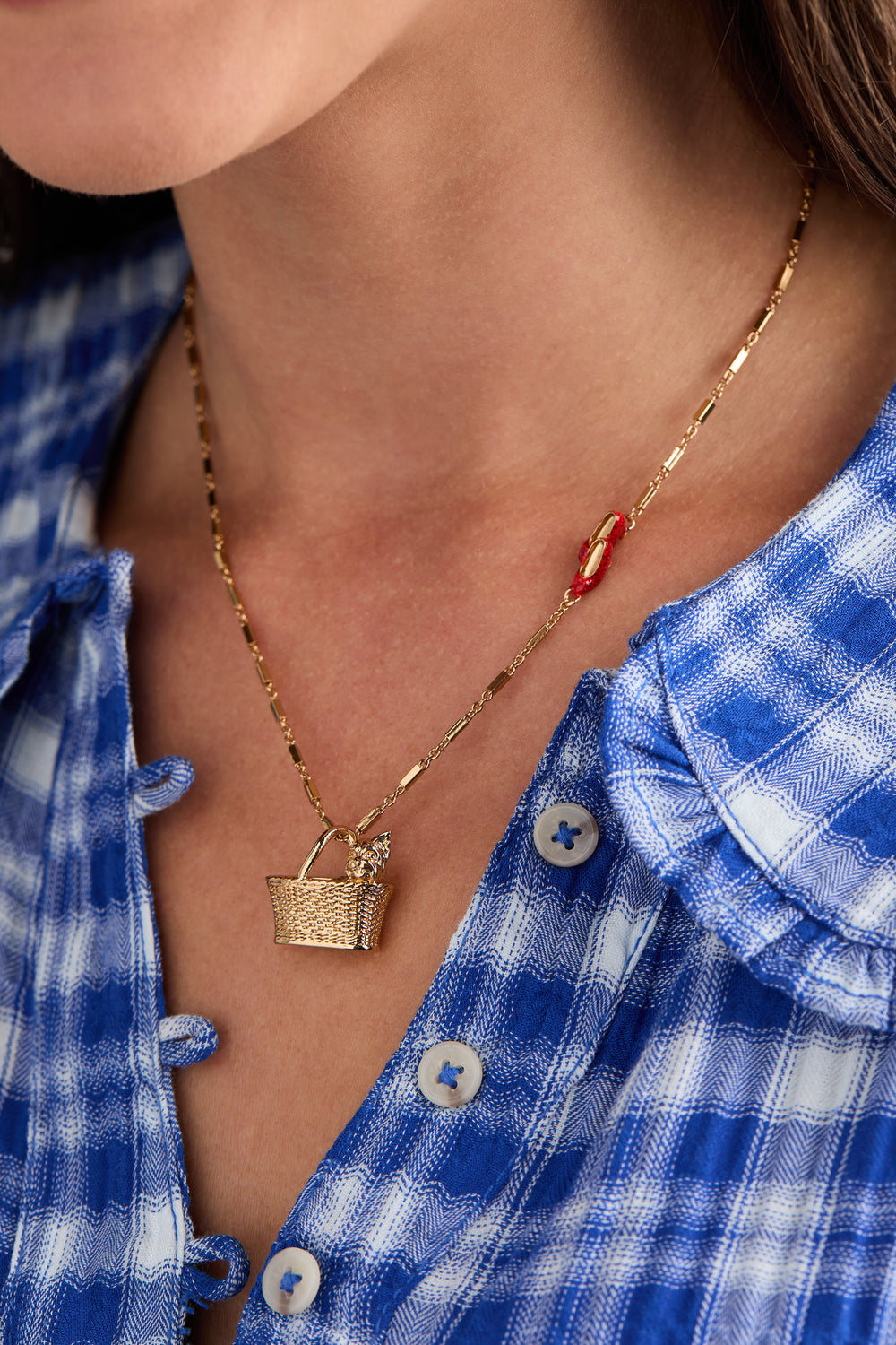 The Wizard of Oz™ Dorothy Toto Basket Pendant Gold | Alex and Ani