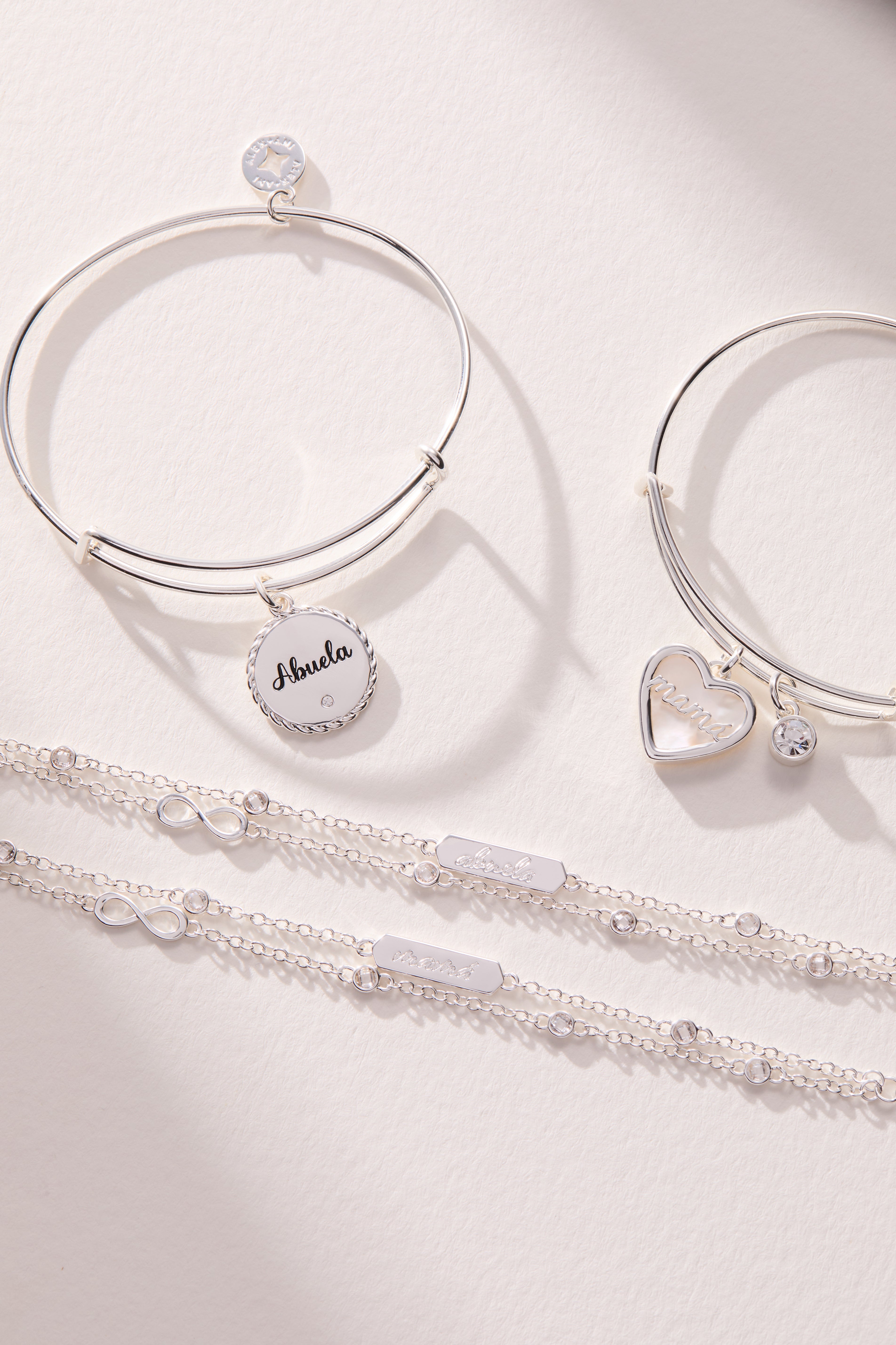 Mexico - Abuela Infinity Adjustable Bracelet Gold | Alex and Ani
