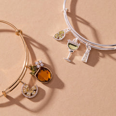 Spritz O Clock Bangle Gold | Alex and Ani