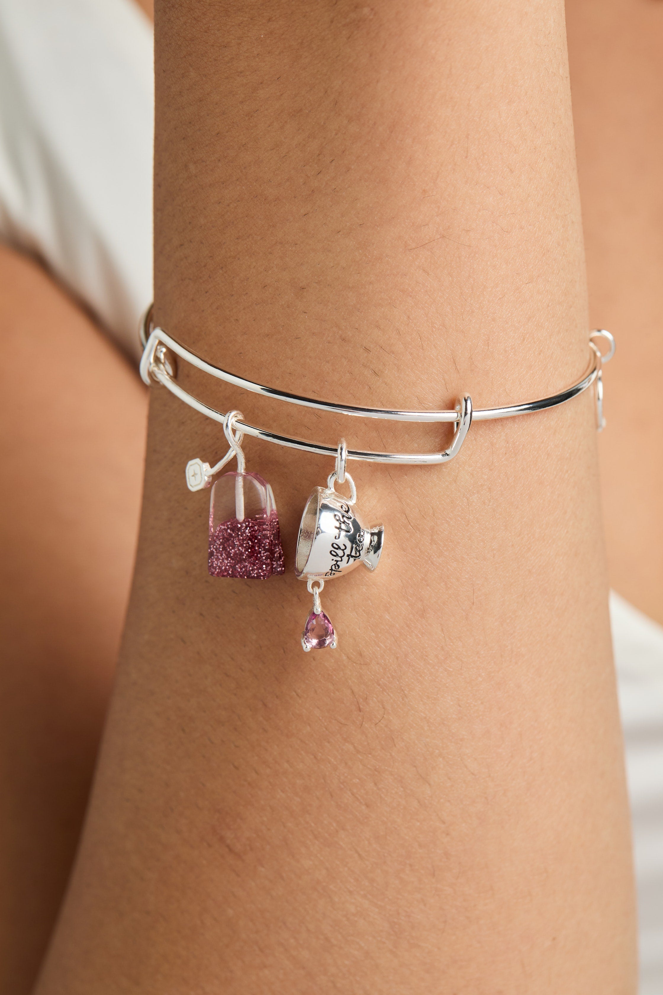 Spill the Tea Duo Charm EWB Gold | Alex and Ani