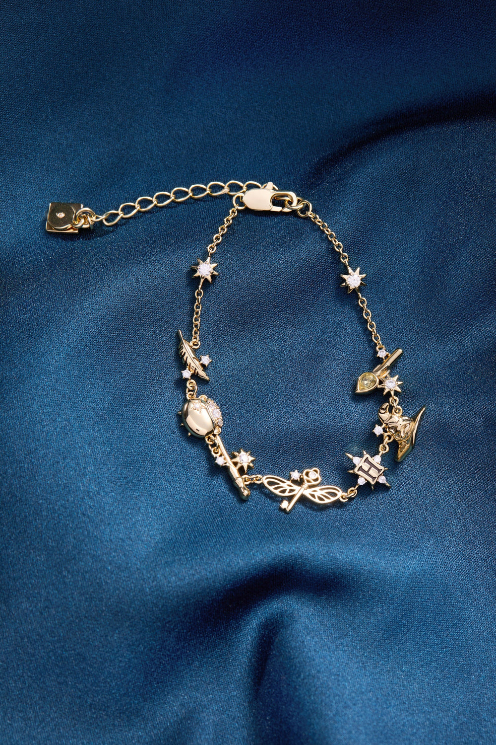 Harry Potter™ Mixed Icon Inline Charm Bracelet Gold | Alex and Ani
