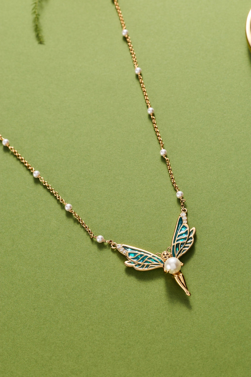 Fae Wings Fairy Pendant Necklace Gold | Alex and Ani