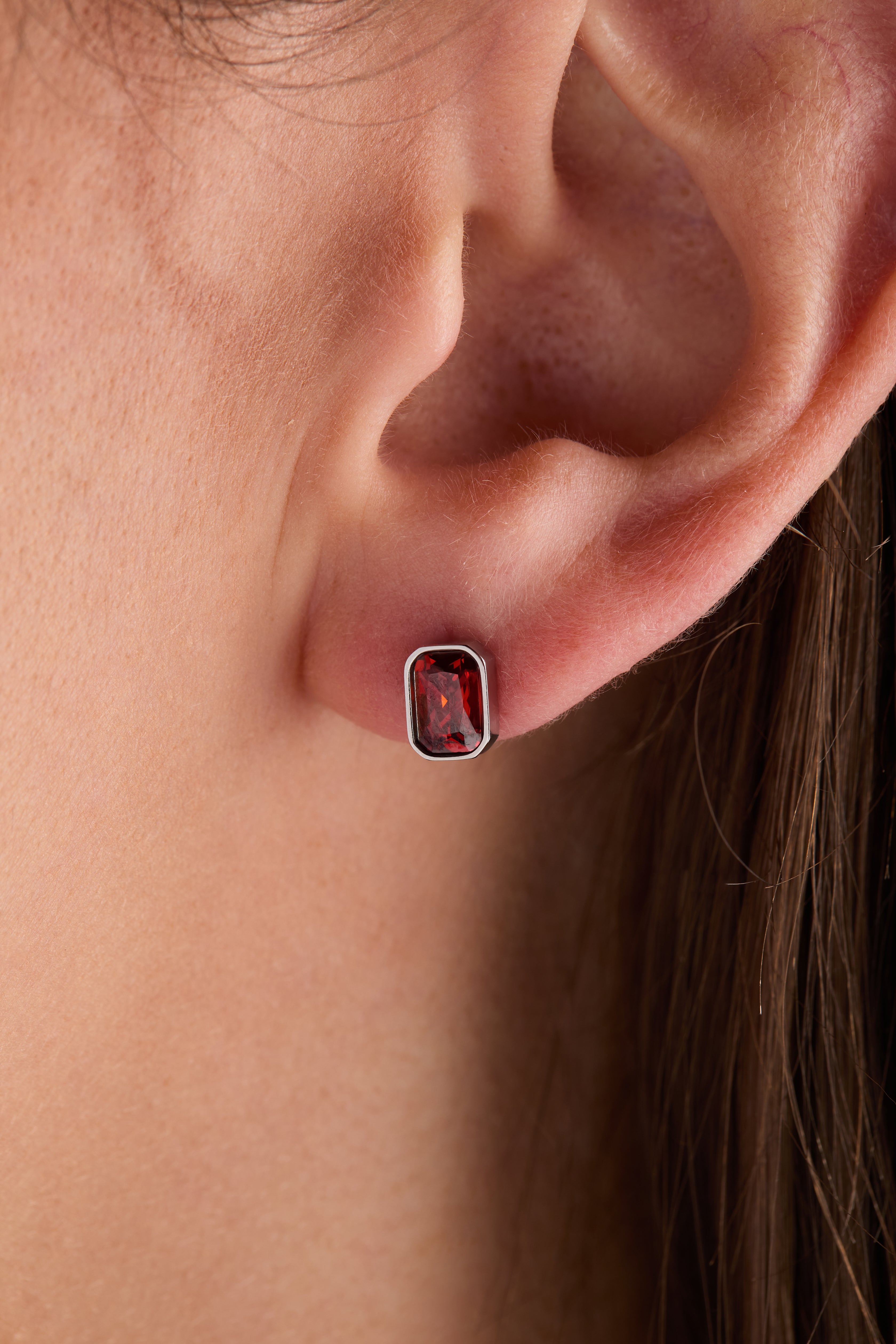 January Emerald-Cut Birthstone Stud Stainless Steel Gold | Alex and Ani