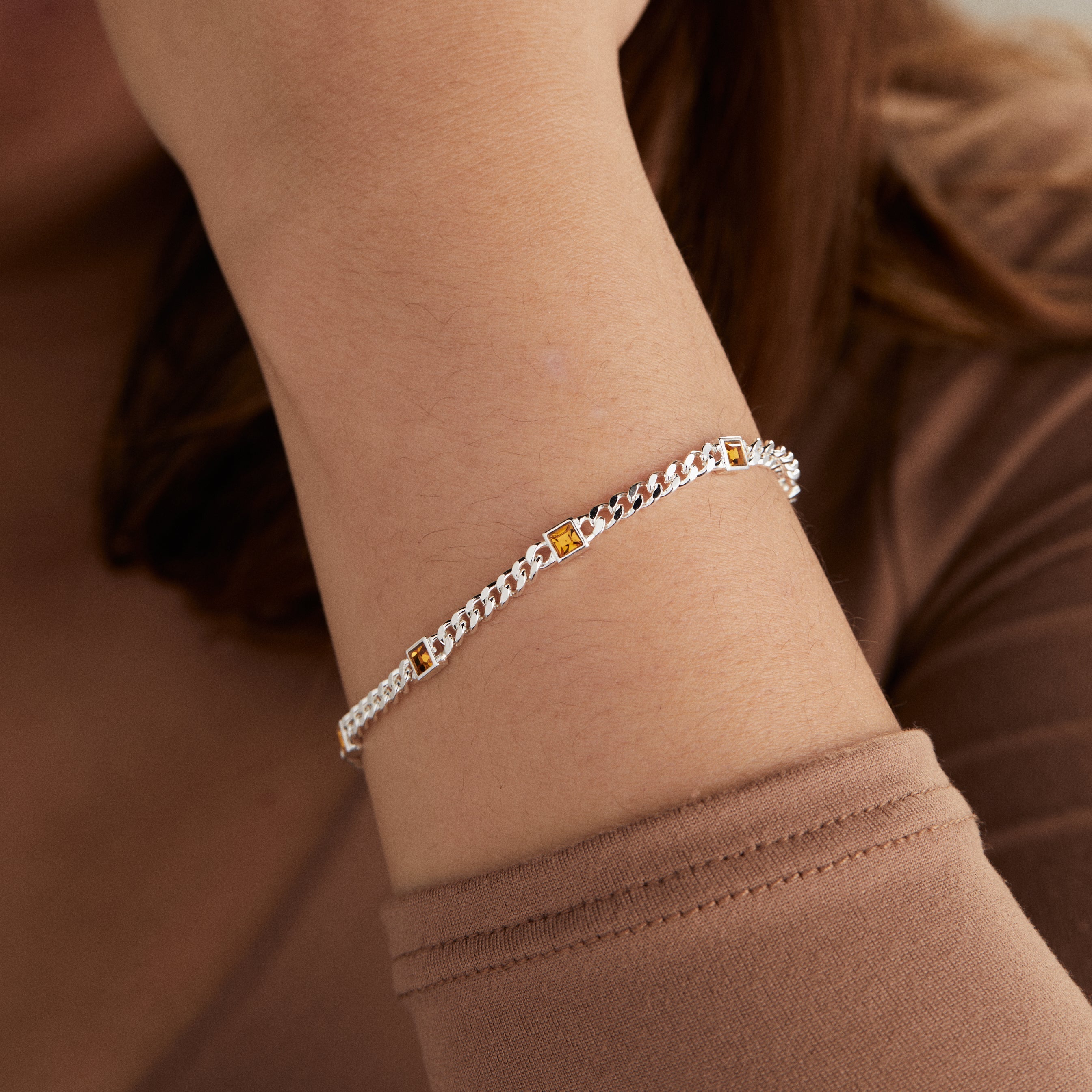Topaz Curb Chain Bracelet, November Birthstone Silver | Alex and Ani
