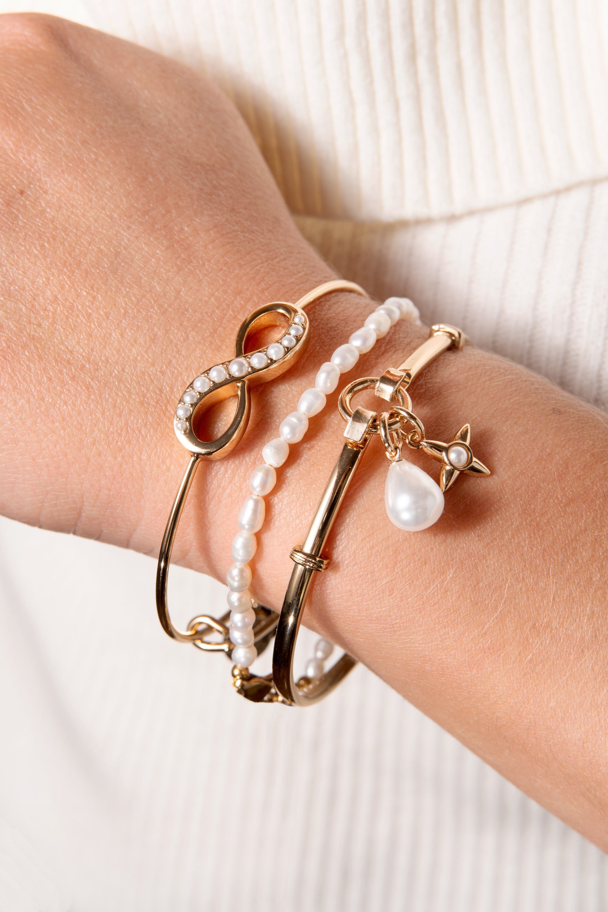 Freshwater Pearl Bracelet Stainless Steel Gold | Alex and Ani