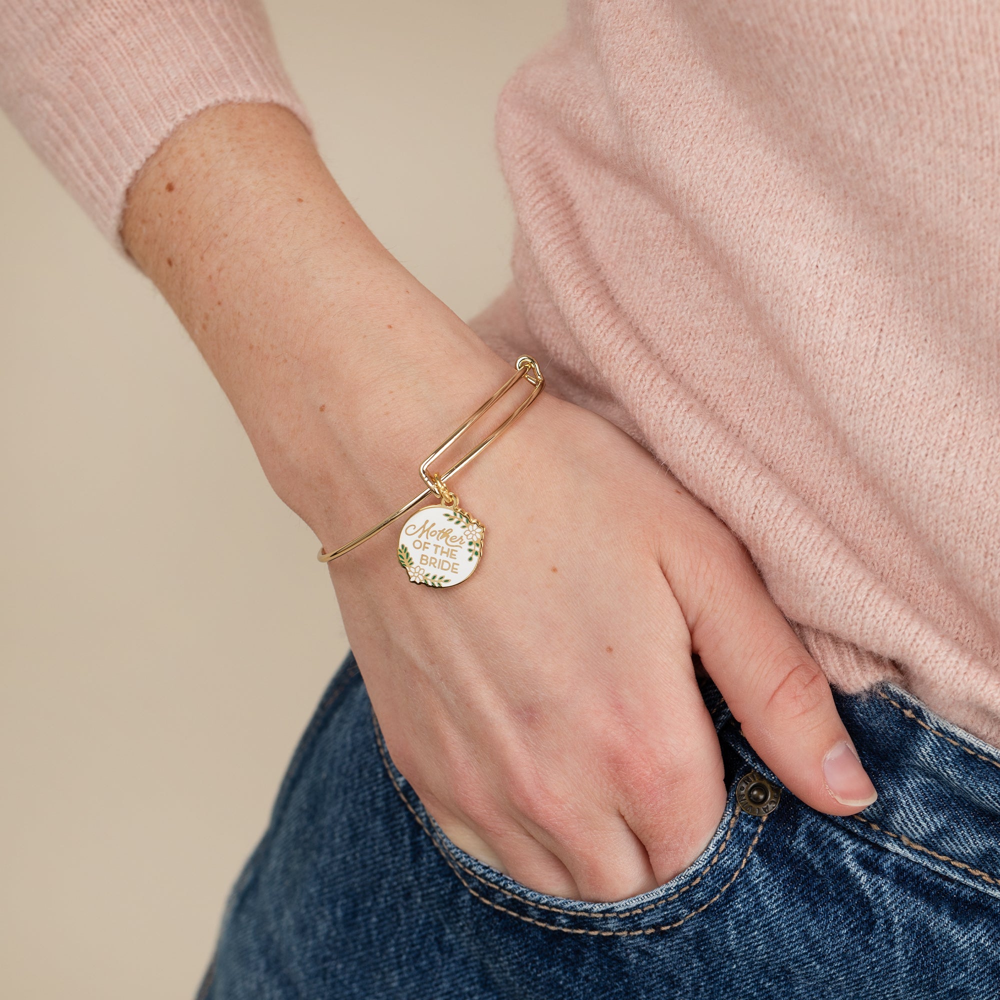 Mother of the Bride Wedding Charm Bangle – Meaningful Wedding Jewelry Gift Silver | Alex and Ani