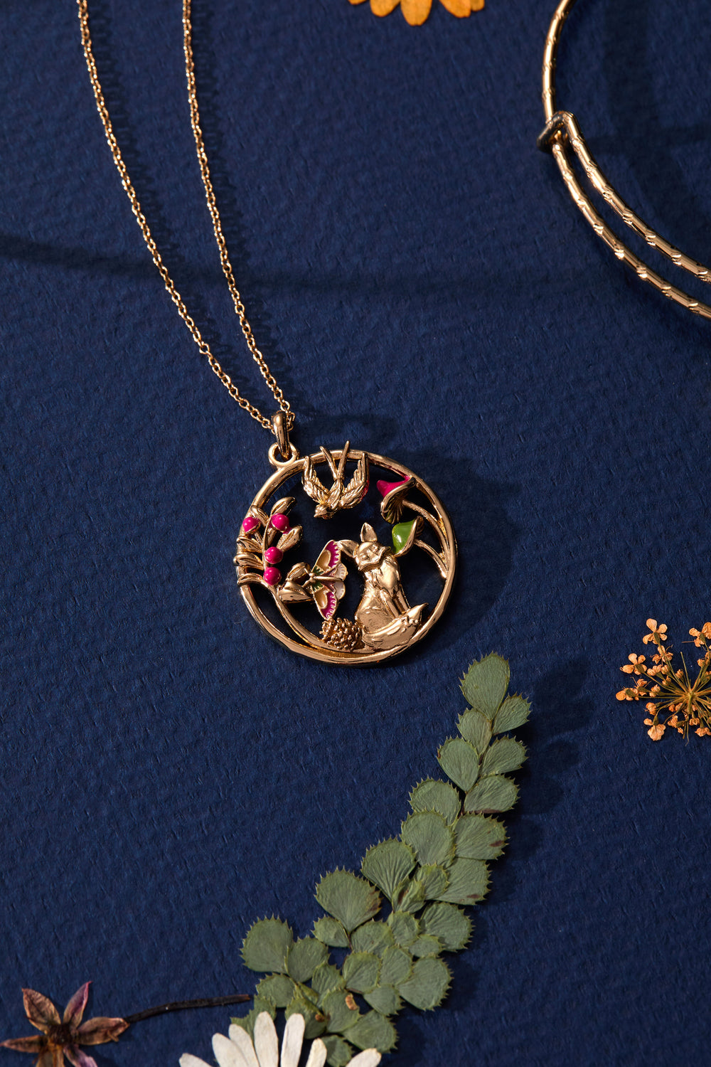 Mixed Woodland Pendant Necklace Gold | Alex and Ani