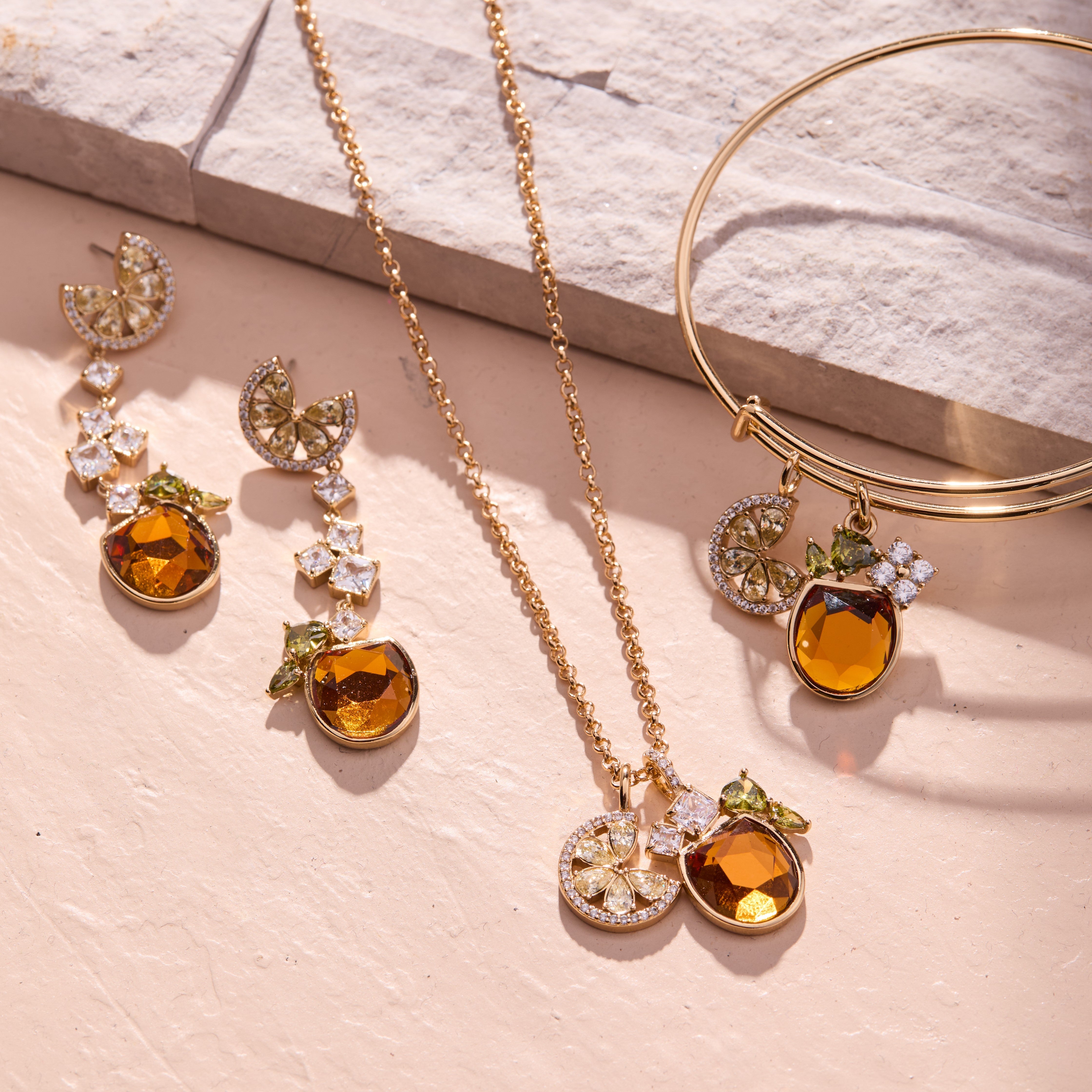 Spritz O Clock Necklace Gold | Alex and Ani