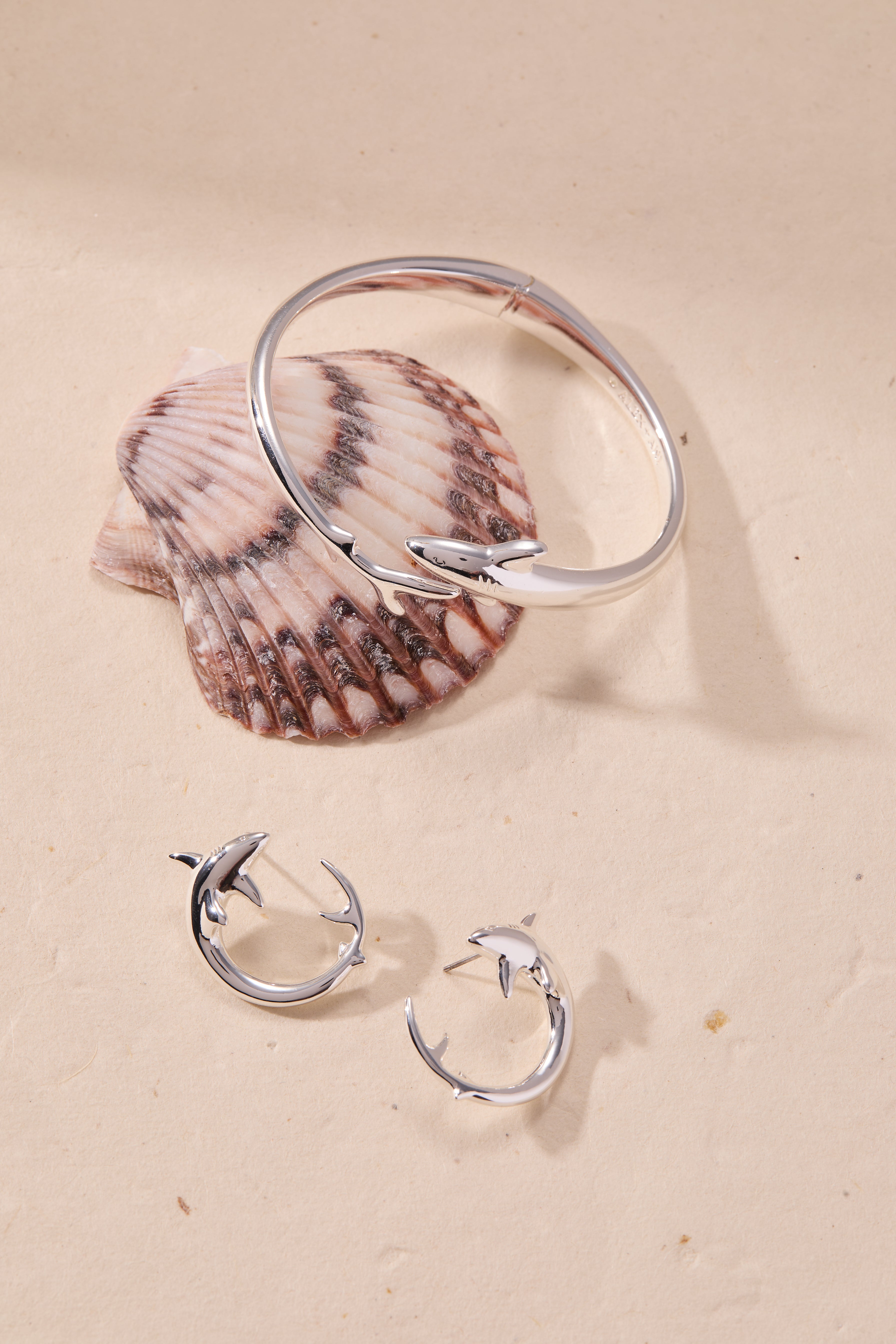 Shark Hoop Earring Silver | Alex and Ani