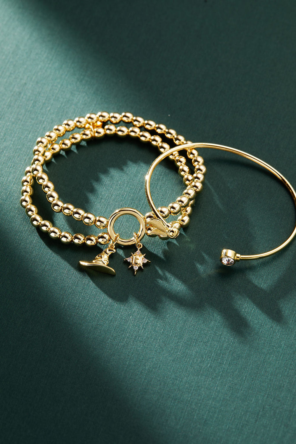 Harry Potter™ Golden Snitch + Crystal Flex Cuff Gold | Alex and Ani