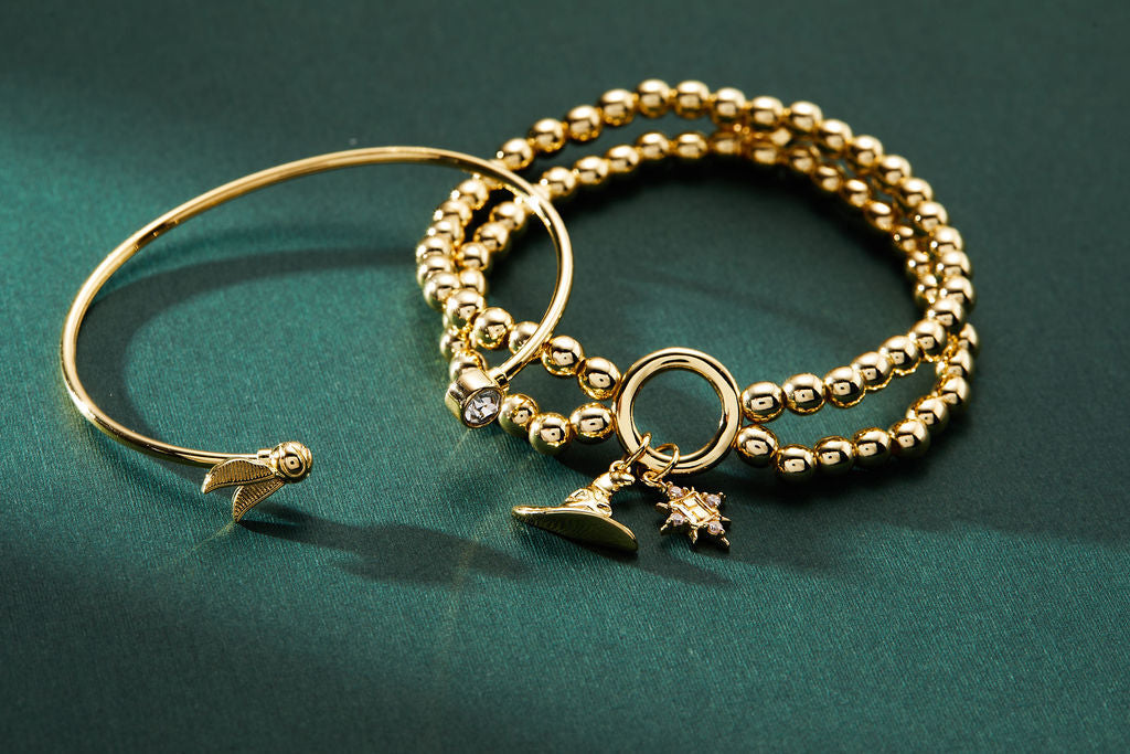 Harry Potter™ Golden Snitch + Crystal Flex Cuff Gold | Alex and Ani
