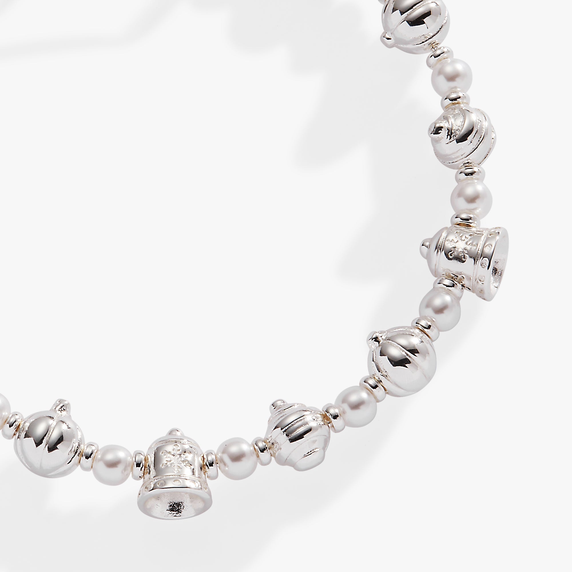 Bells Beaded Bangle Silver | Alex and Ani