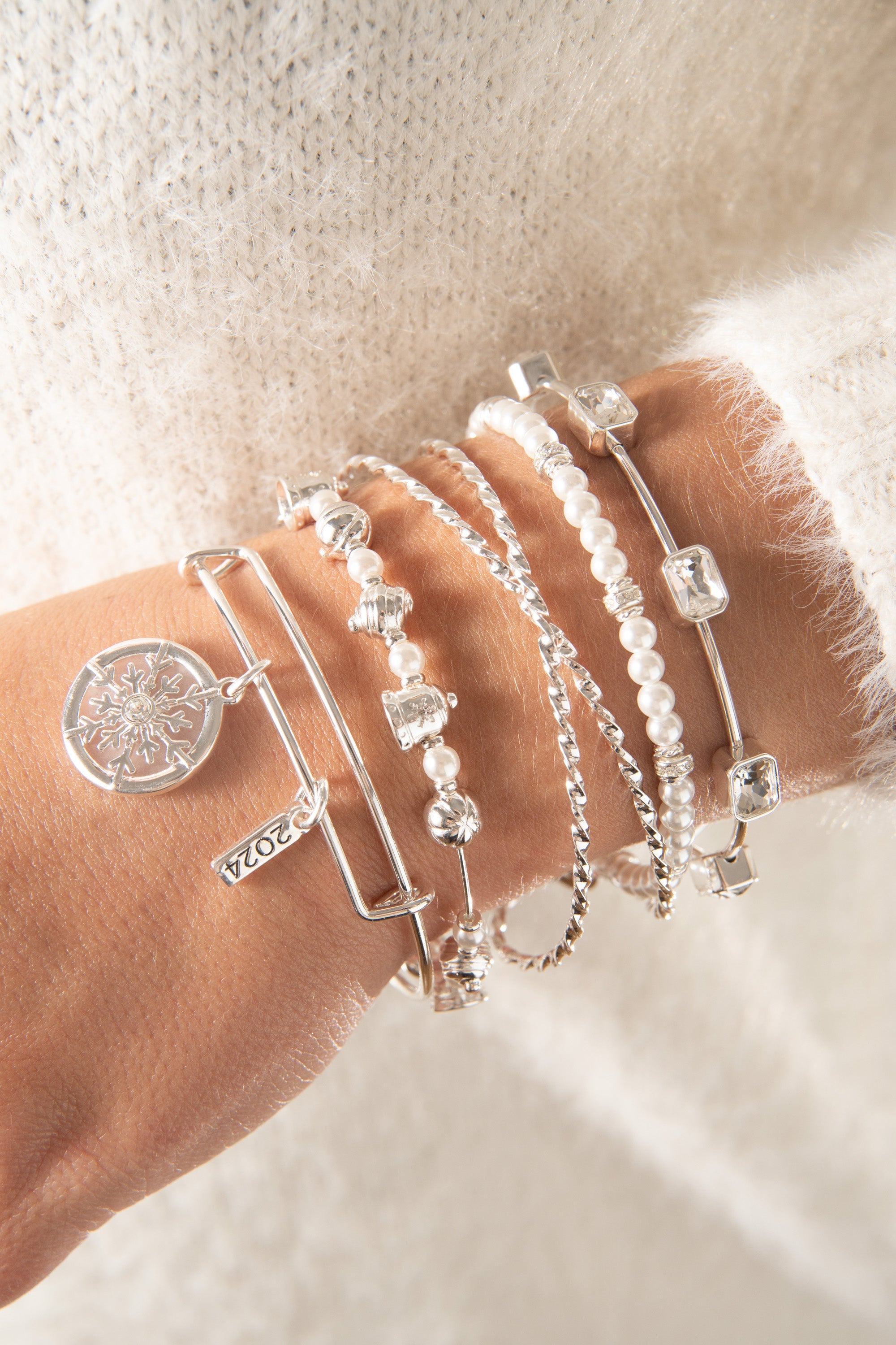 Bells Beaded Bangle Silver | Alex and Ani