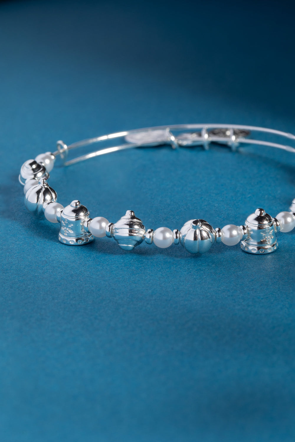 Bells Beaded Bangle Silver | Alex and Ani